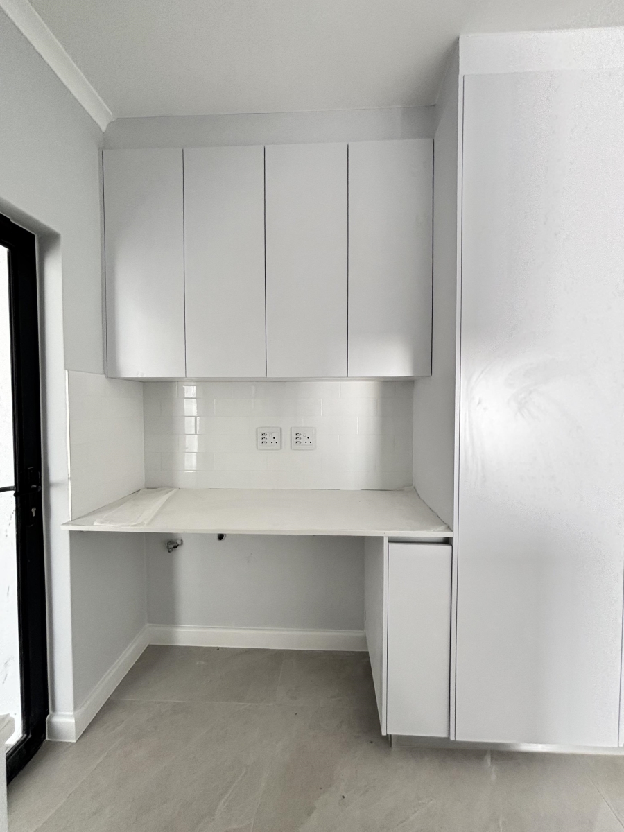 4 Bedroom Property for Sale in Sandown Western Cape